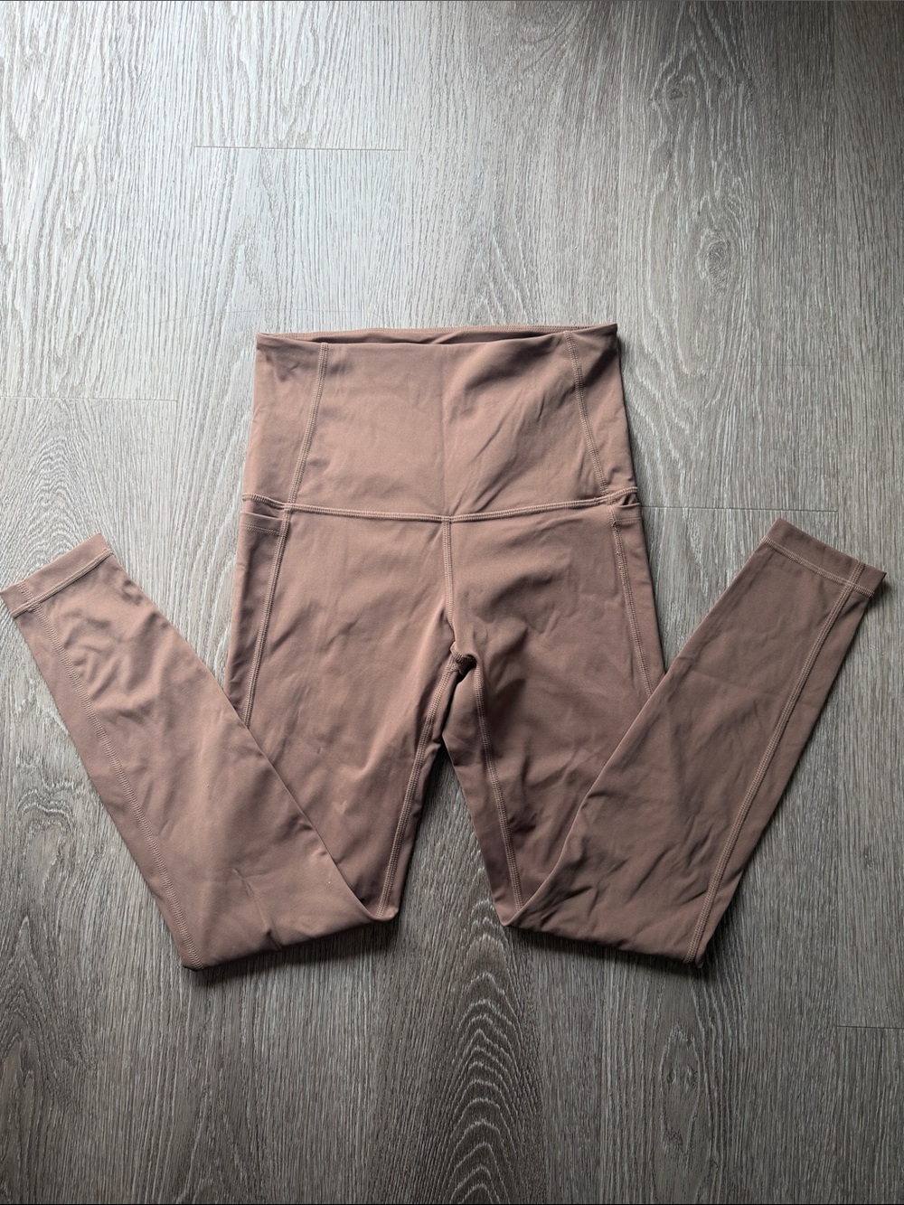 High-Waist Women’s Leggings in Mauve Brown
